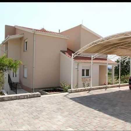 Apartmant Milan Trogir Exterior photo
